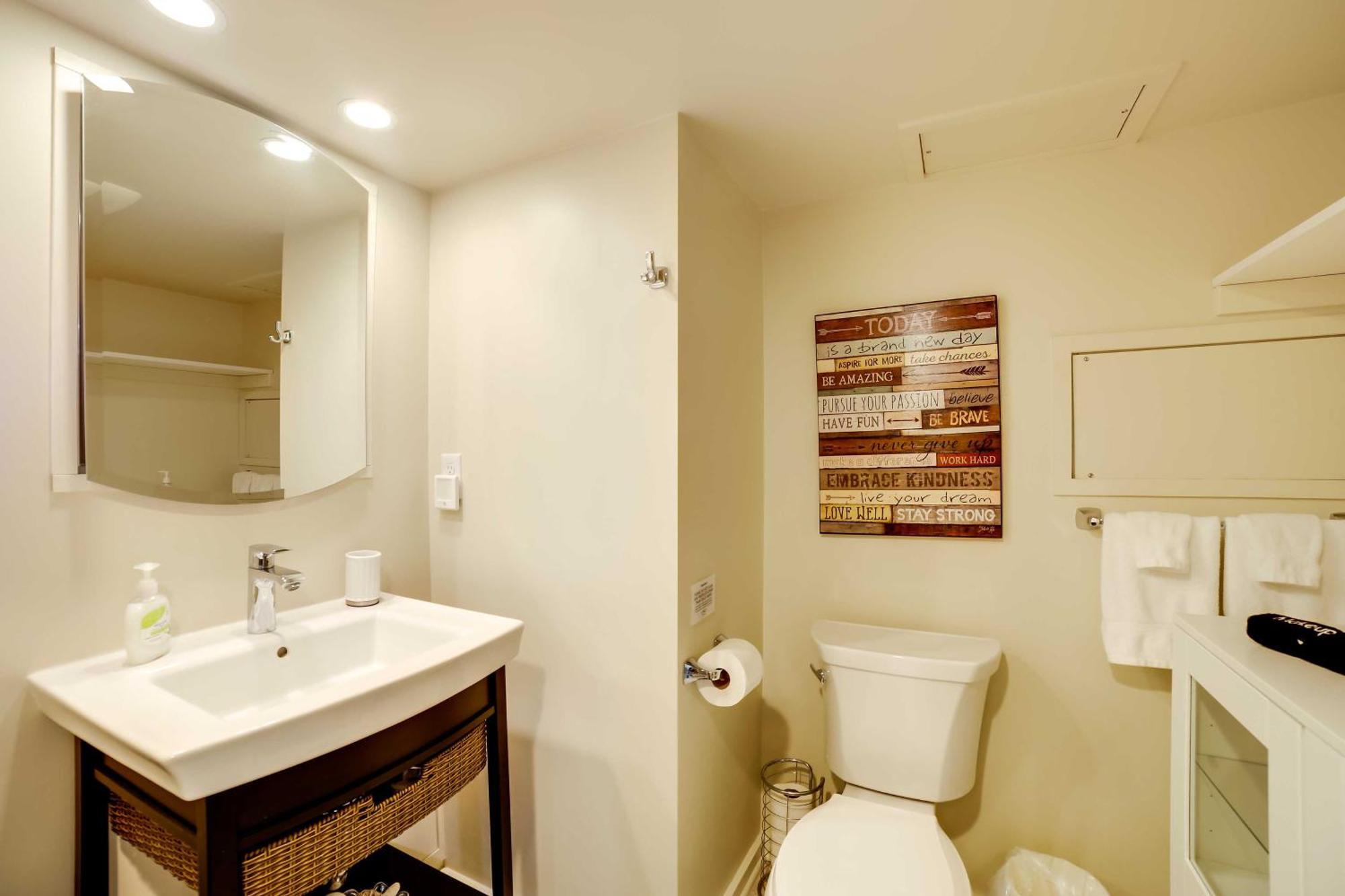 Holiday home Shadyside House - 100 Feet To Walnut Street! Pittsburgh
